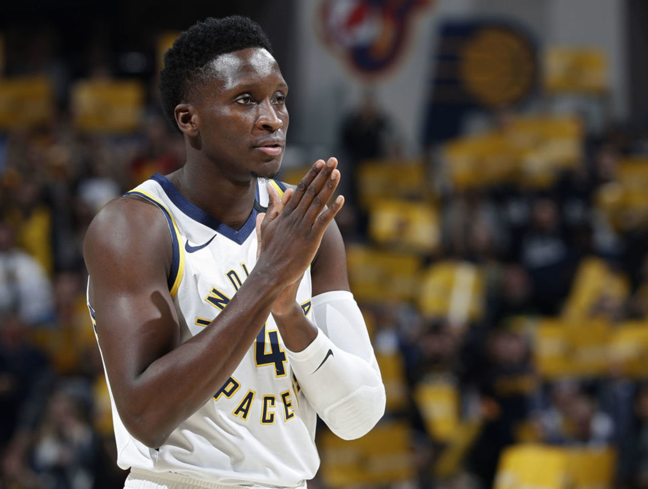 推上新的高 推上新的高